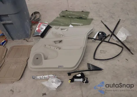 2013 Toyota Prius Four z USA, uszkodzony, nr VIN JTDKN3DU9D5693071